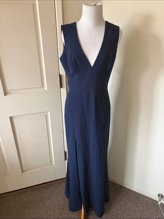 Dress the Population Dresses & Skirts - Dress the population  Navy V-Neck Sleeveless Maxi Dress